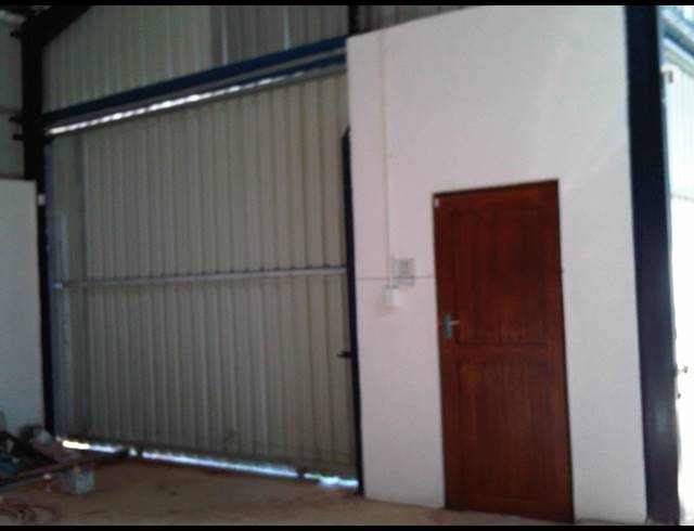 428M² WAREHOUSE RENTED IN UVONGO